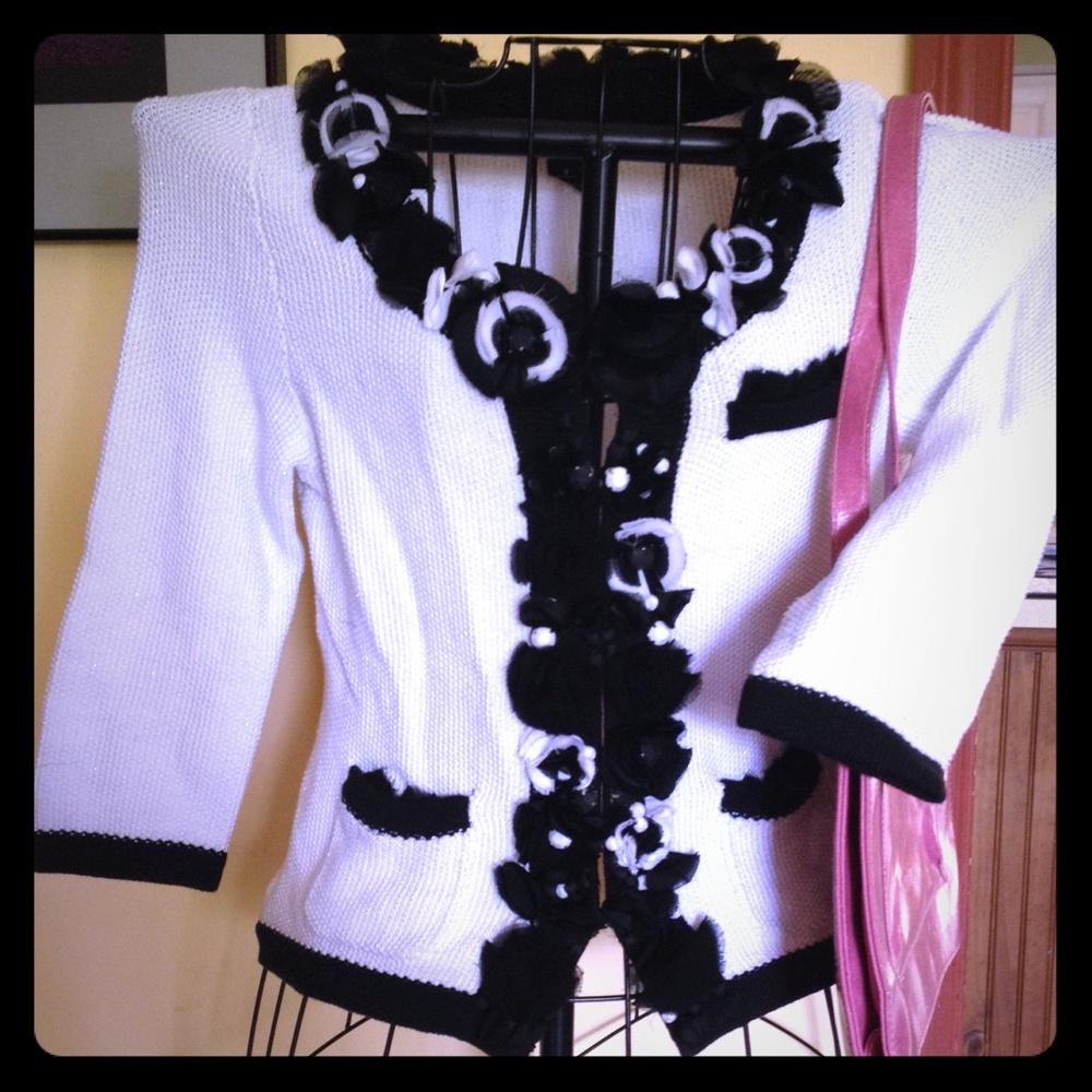 White House Black Market Black and White Sweater
